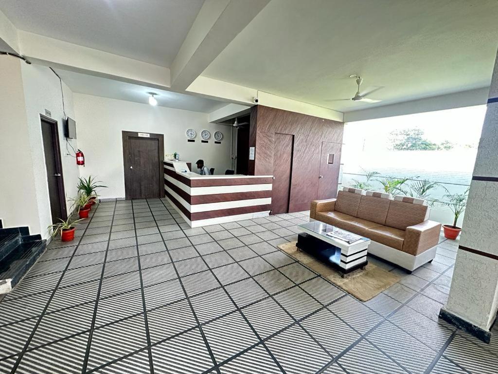 Hotel Prime Classic Shamshabad Luaran gambar